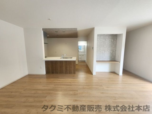 神戸市垂水区美山台１号棟　新築戸建て　の居間・リビング