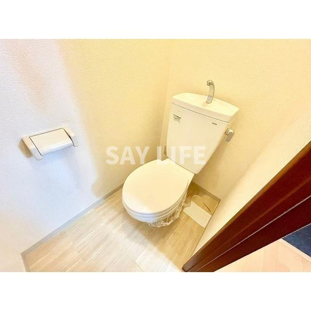 アンプルールフェール六反のトイレ