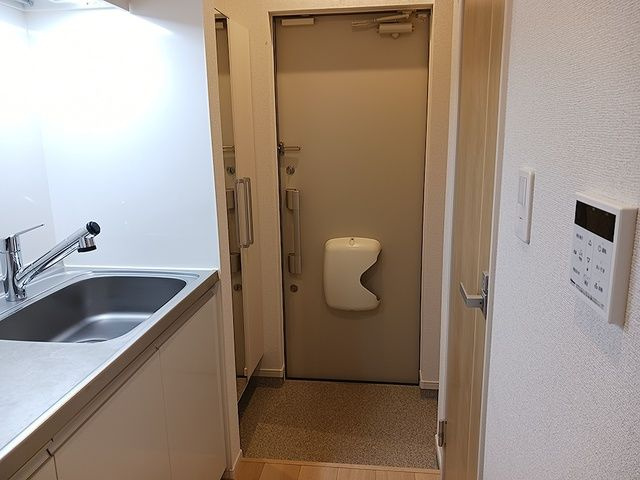 ガゾンの玄関