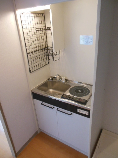 TIKビルのキッチン|※空き予定の為、別部屋のイメージ写真となります。