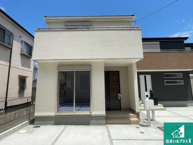 東大阪市池島町　新築一戸建の外観|安心の10年保証！外観を美しく保ち、雨水で汚れを落とします！気になることがありましたら、お気軽にお問い合わせください！