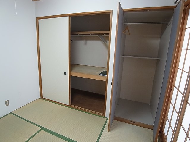 福原町戸建の収納|収納スペース豊富に御座います