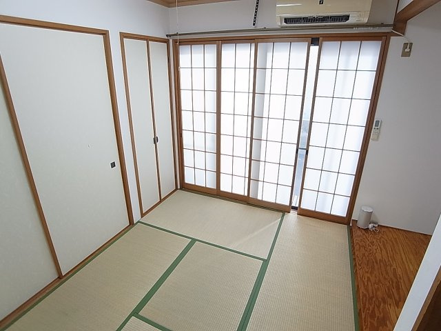 福原町戸建の和室|１Fの和室4.5帖のお部屋