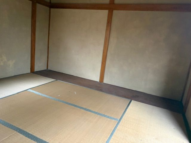 山武郡九十九里町西野　中古戸建の和室|■懐かしい気持ちを思い出す、畳と床の間のある和室