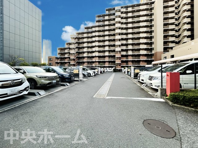 オーベルグランディオベイフロントの駐車場|【敷地内駐車場】最新の空き状況や費用などの詳細は担当スタッフまでお問い合わせください。