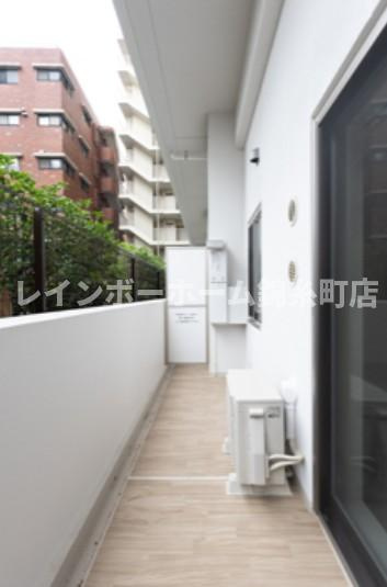 パークアクシス市川のバルコニー