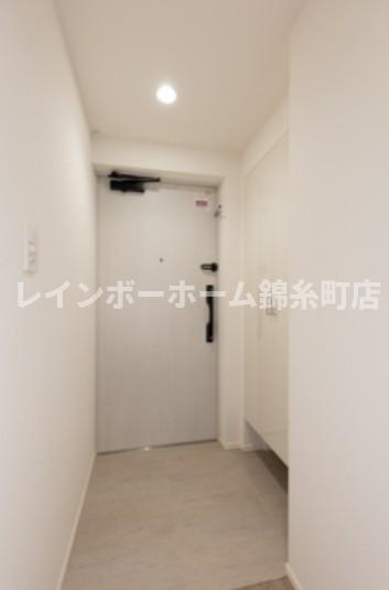 パークアクシス市川の玄関