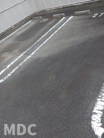 コンフォート　アシロⅡの駐車場