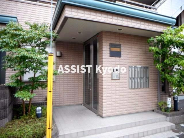 ヴェルデ三軒茶屋のエントランス