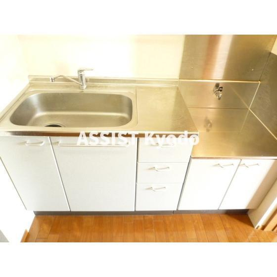 ヴェルデ三軒茶屋のキッチン