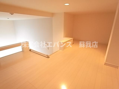 【寝室】 | STAGE蘇我（ステージ） | 開放的な寝室です