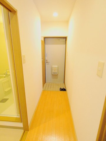 キャロット西原の玄関