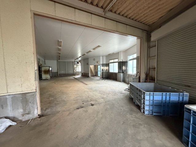 東茨城郡大洗町磯浜町　工場・倉庫＋事務所＋居住スペース！用途多彩な大型事業用物件の内装