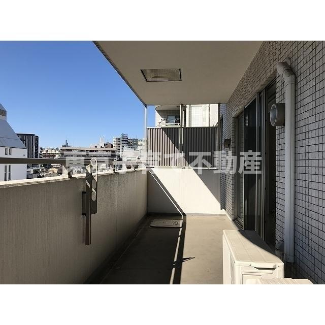小石川後楽園パークハウスのバルコニー