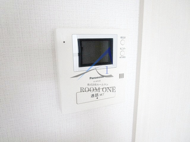 さつきアパート のセキュリティ|モニター付きインターホンです。