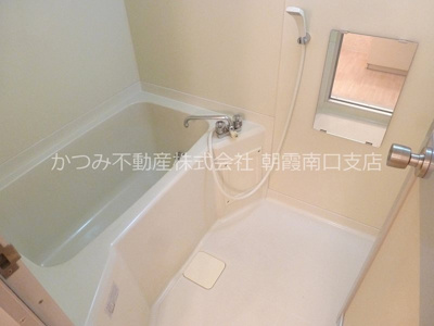 【浴室】 | エクセル浜崎 | 別部屋の写真です。