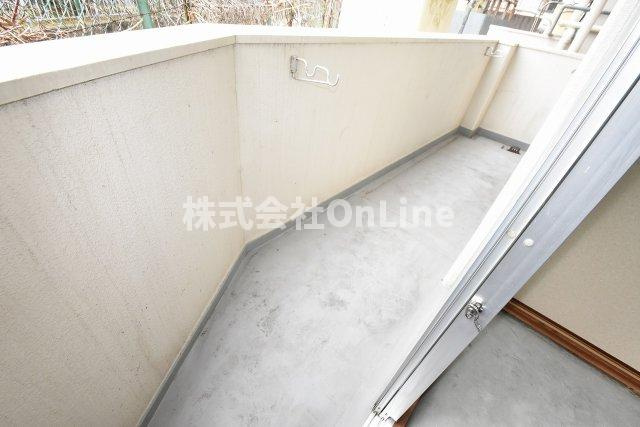 第二シャトー新町のバルコニー