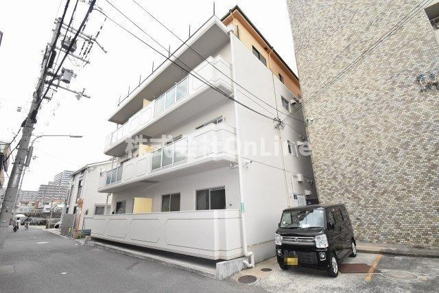 第二シャトー新町の外観