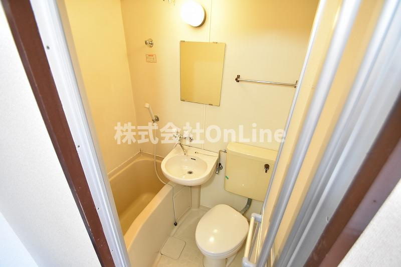 東大阪市近江堂２丁目の賃貸マンションの浴室