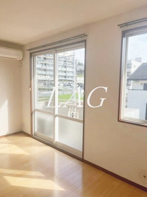 【居間・リビング】 | シャルム | 洋室のお部屋です。
