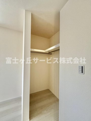 【収納】 | 豊橋市曙町 26期 新築一戸建て 1号棟 | ウォークインクローゼットです