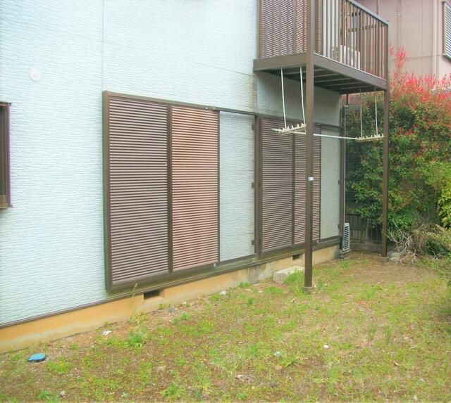 和田アパートの庭