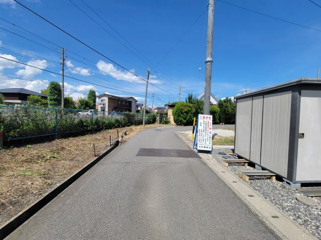 村井町北１丁目売土地の前面道路含む現地写真