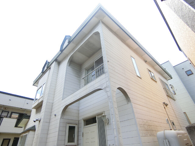 栄町２丁目貸家