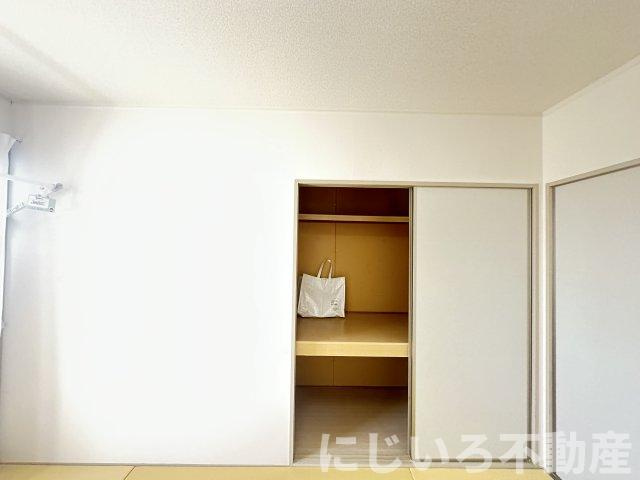 エスパシオ那賀川Bの収納