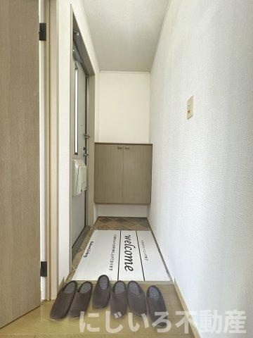 エスパシオ那賀川Bの玄関