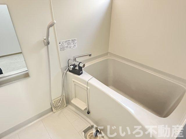 エスパシオ那賀川Bの浴室