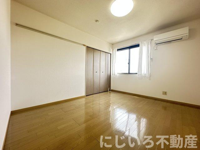 エスパシオ那賀川Bの寝室