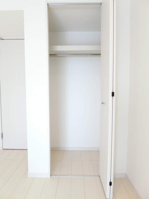 立川市高松町２丁目の賃貸マンションの収納