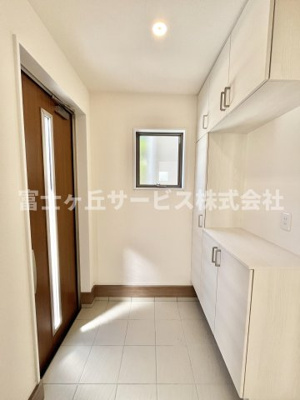 【玄関】 | 豊橋市曙町 26期 新築一戸建て 2号棟 | 玄関です