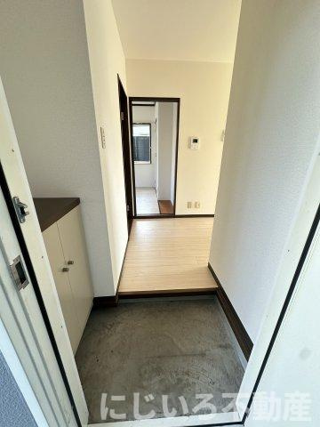 フレグランスAPの玄関