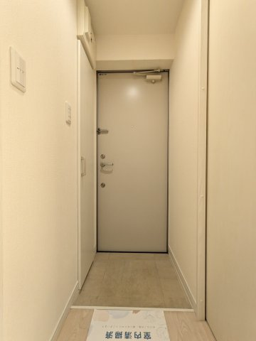 ディアコート南行徳の玄関