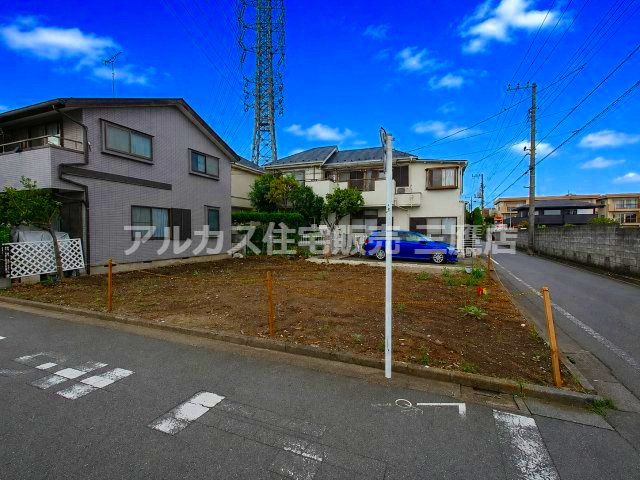 三鷹市深大寺2丁目 中央線 武蔵境駅 建築条件付き売地の外観|明るく開放的な角地敷地。理想の間取りやプランに合わせて建築をご計画いただけます。