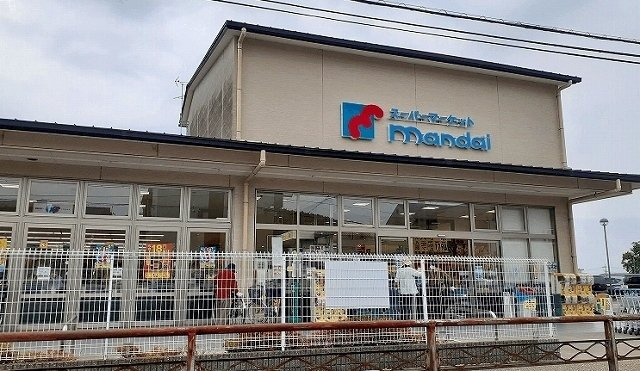 カーサアリビオの周辺|万代まで250m