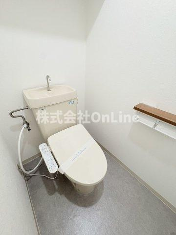 シャトー・レイクルイーズのトイレ