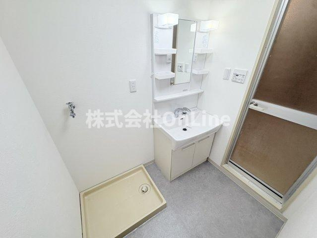 シャトー・レイクルイーズの洗面所