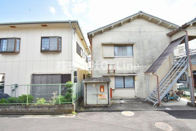 グランドール池島の外観