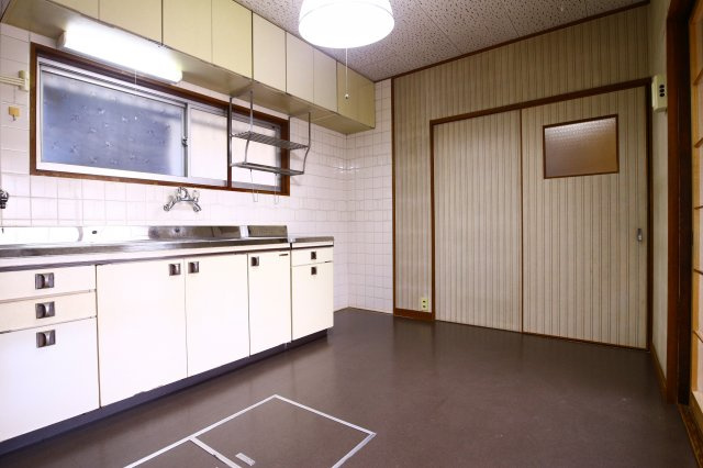 舞子台1丁目戸建の居間・リビング