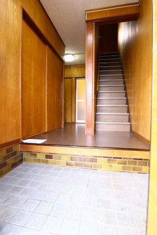 舞子台1丁目戸建の玄関