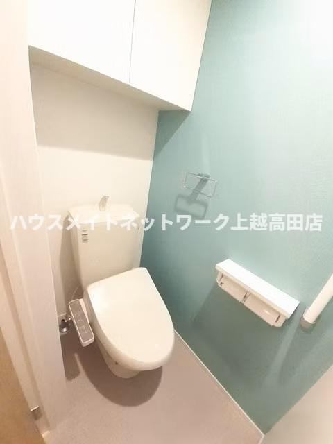 ノーブル　弐番館のトイレ|温水洗浄暖房便座