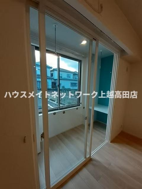 ノーブル　弐番館のバルコニー|サンルーム
