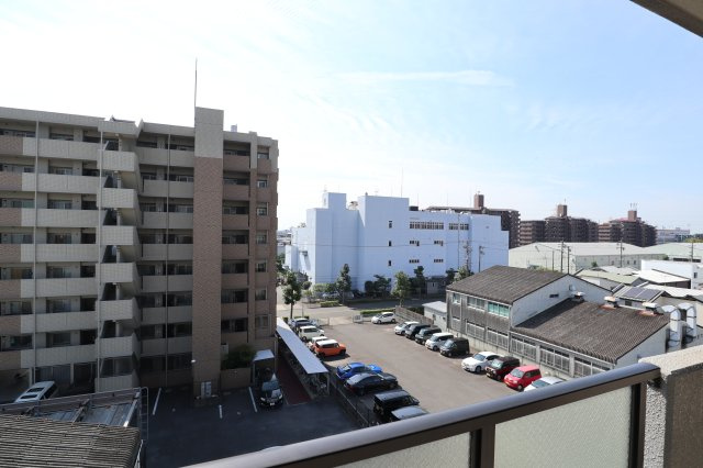 ベイシティ桔梗Vの展望|5Fからの展望になります。※別部屋のお写真で、現況優先と致します。