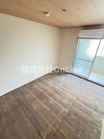 稲田大発マンションの内装