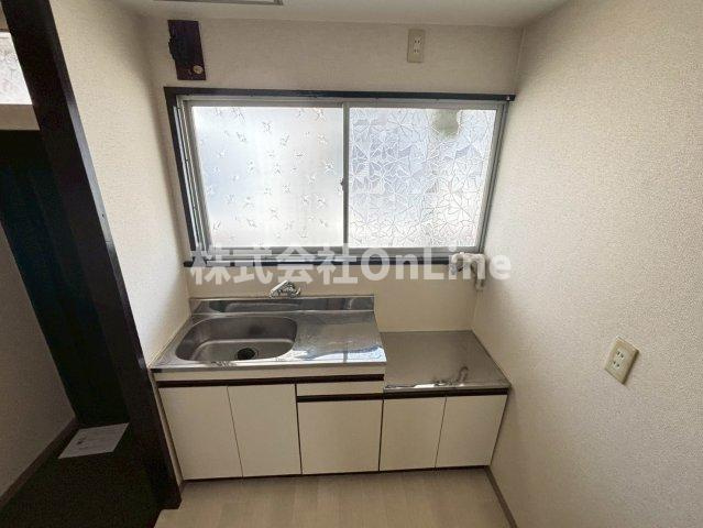 稲田大発マンションのキッチン