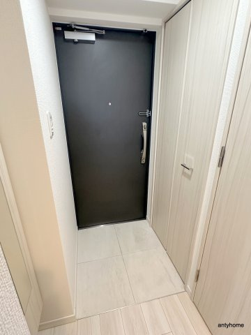 S-RESIDENCE南堀江　仲介手数料無料の玄関