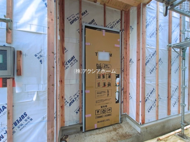 所沢市下富・全2棟　新築一戸建　2号棟　～LDK16帖～の玄関|2026年9月15日撮影